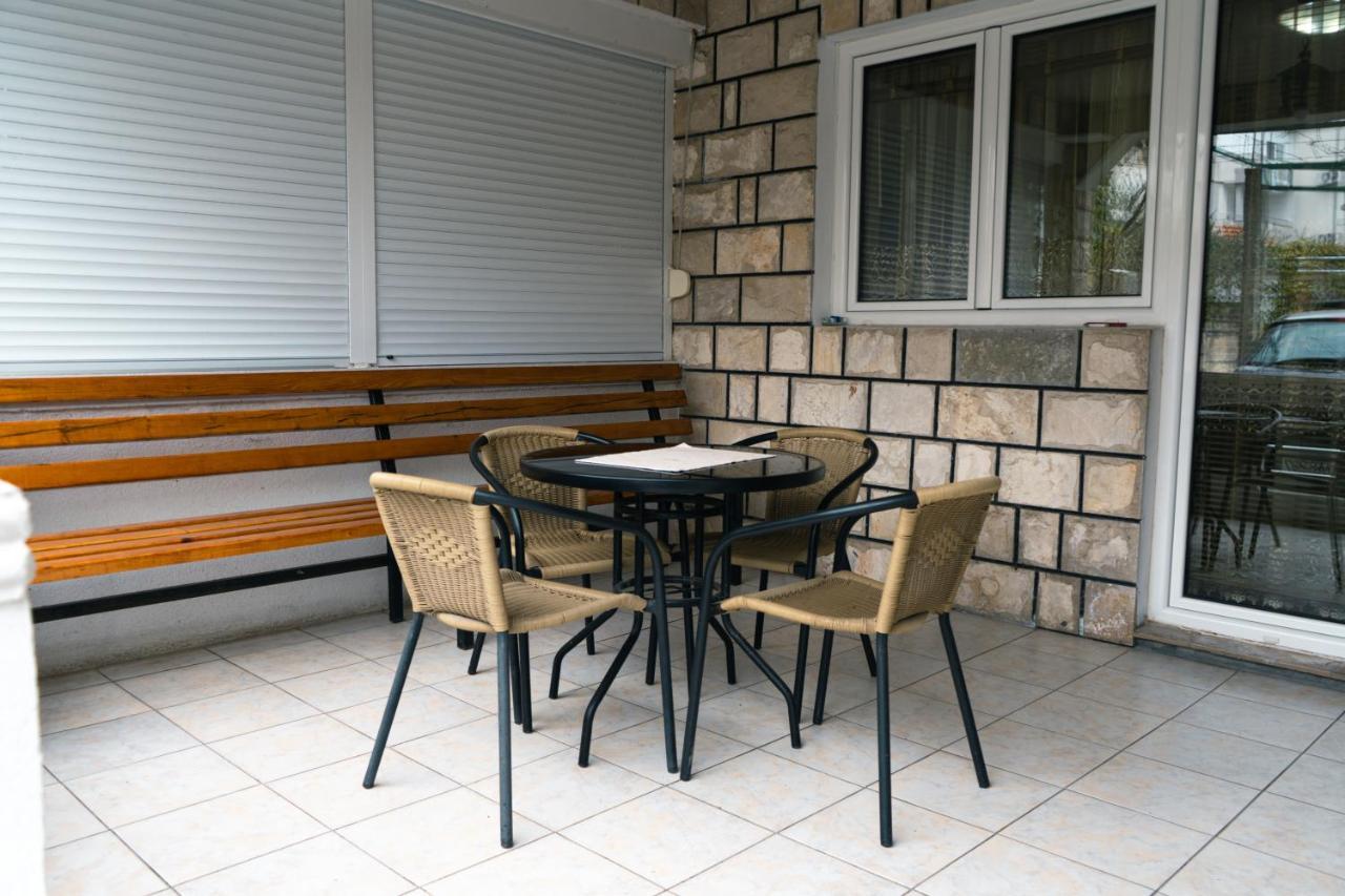 Apartments Marijana Тиват Экстерьер фото