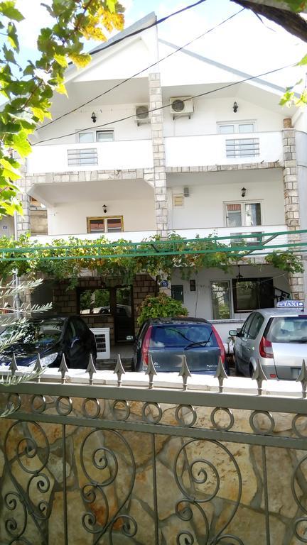 Apartments Marijana Тиват Экстерьер фото