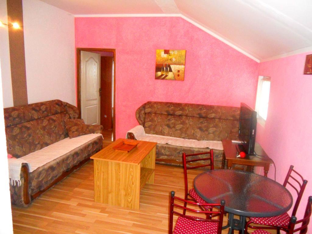 Apartments Marijana Тиват Экстерьер фото